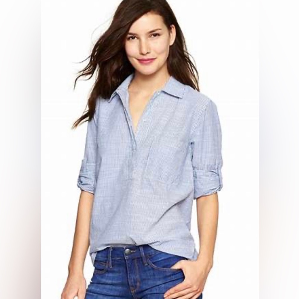 GAP roll-sleeve popover shirt